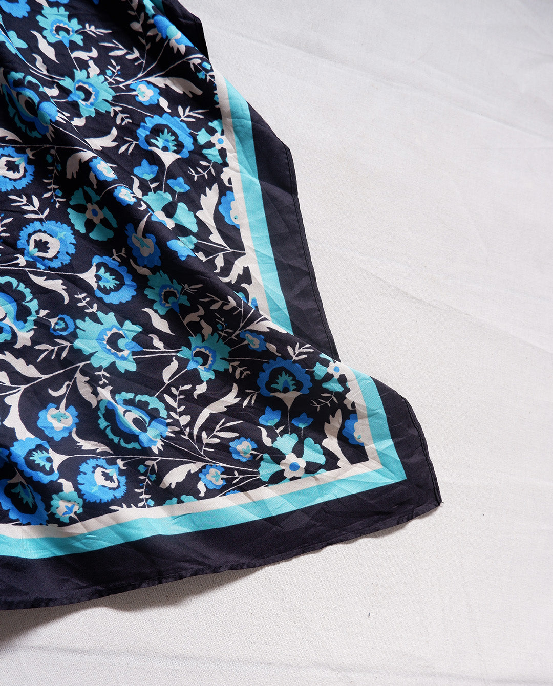 Flowers and Birds Patterned Scarf