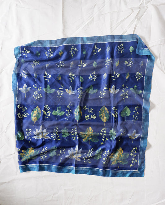 Leaf Patterned Scarf